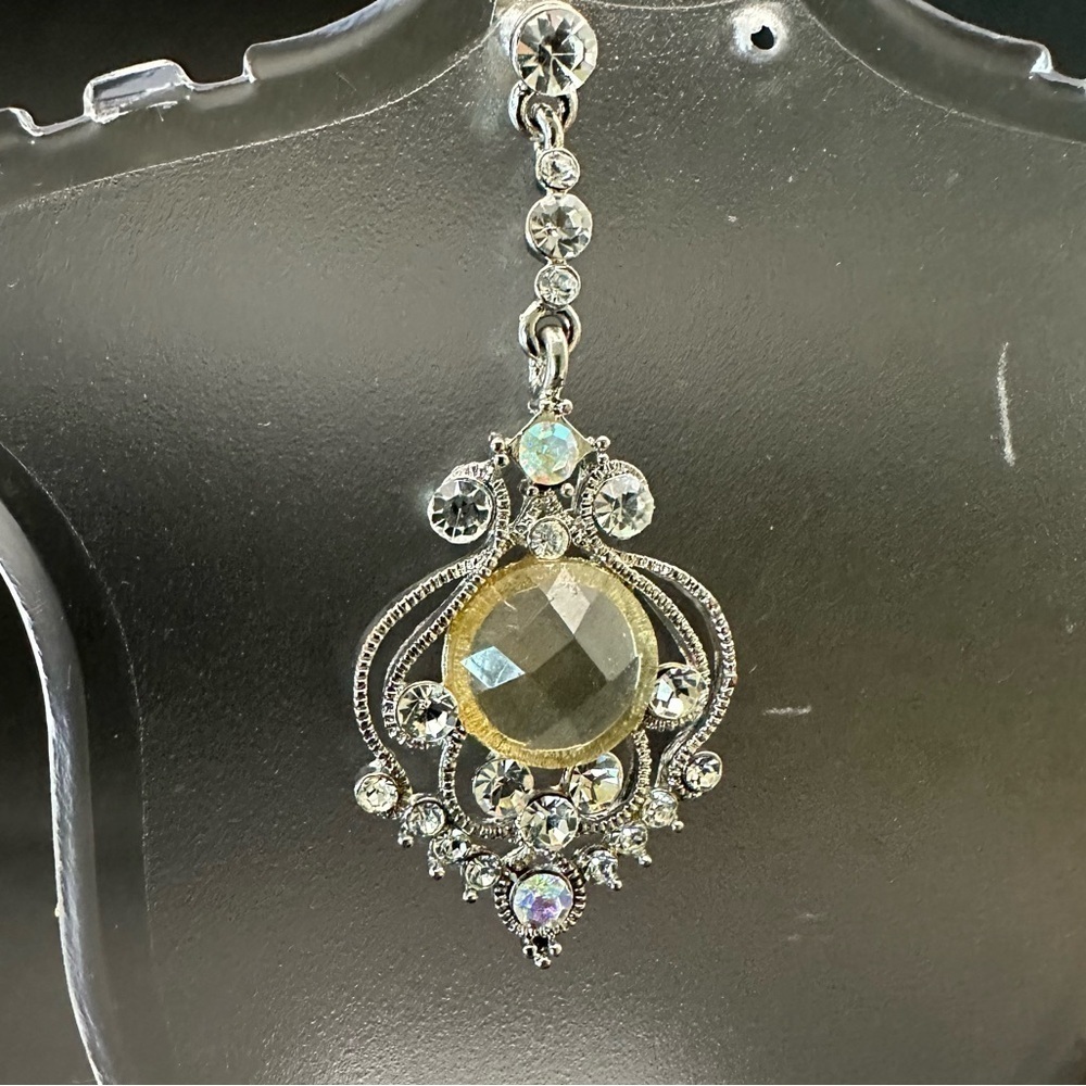 Statement Dangling Rhinestone Earrings - Picture 14 of 15